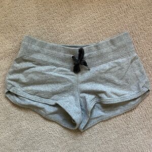 Lululemon mini shorts